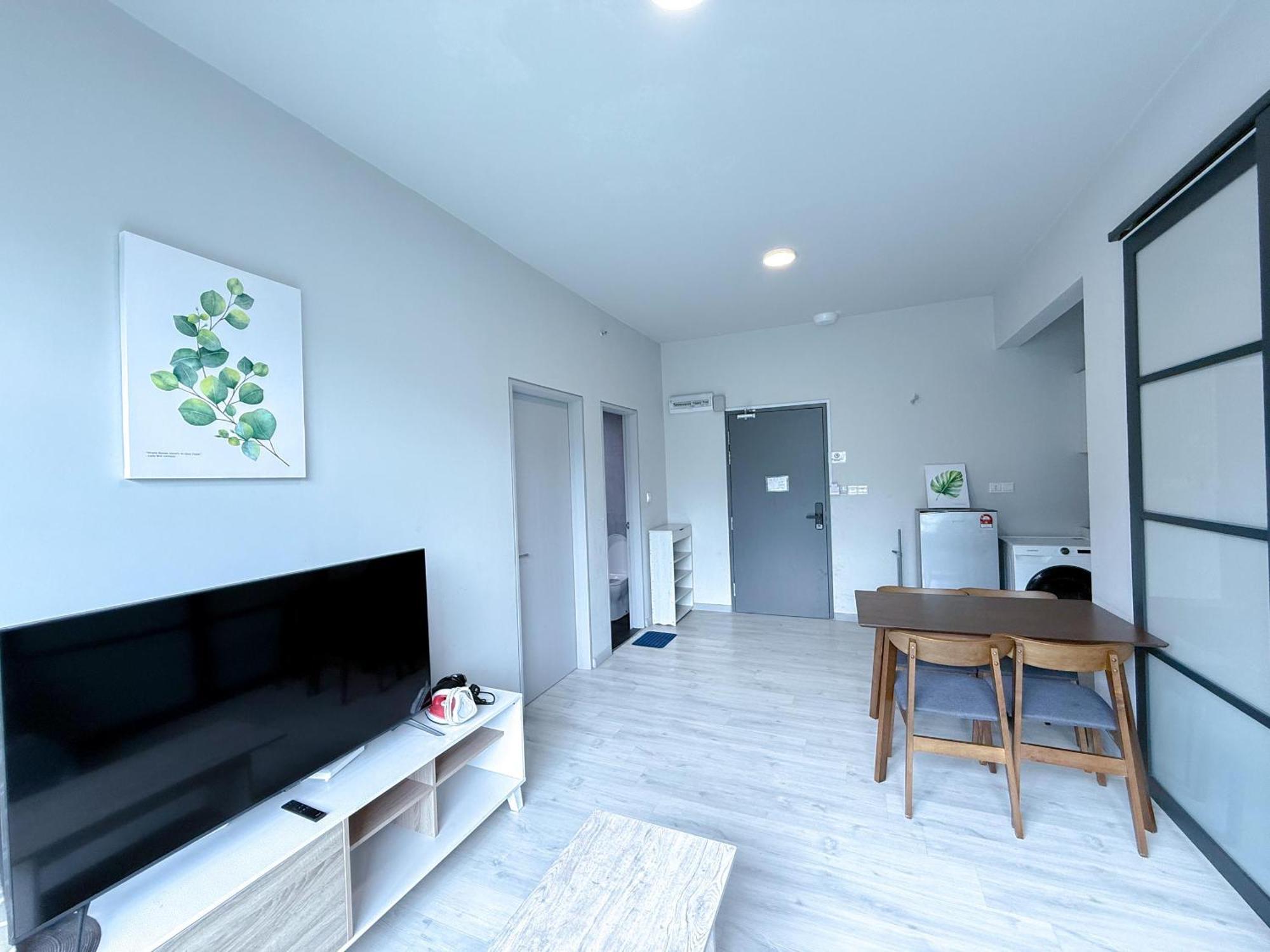 Vv Homestay Jesselton Quay Surla Sabah Mall Kk 亚庇贵赴行馆 Kota Kinabalu Exterior photo